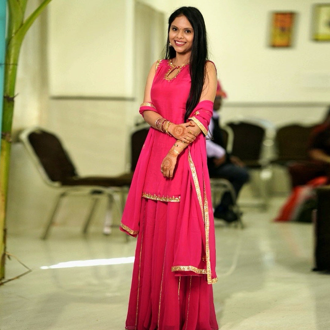JAANVI SUIT SET