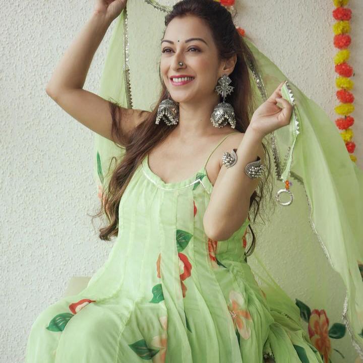 Sakhi Fashions Kiwi Green Handpainted Suit Set