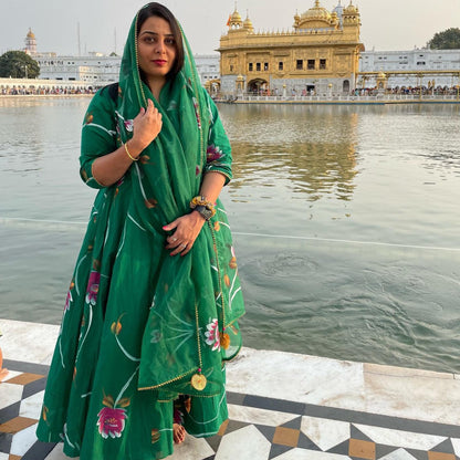 Sakhi Fashions Bright Green Handpainted Suit Set