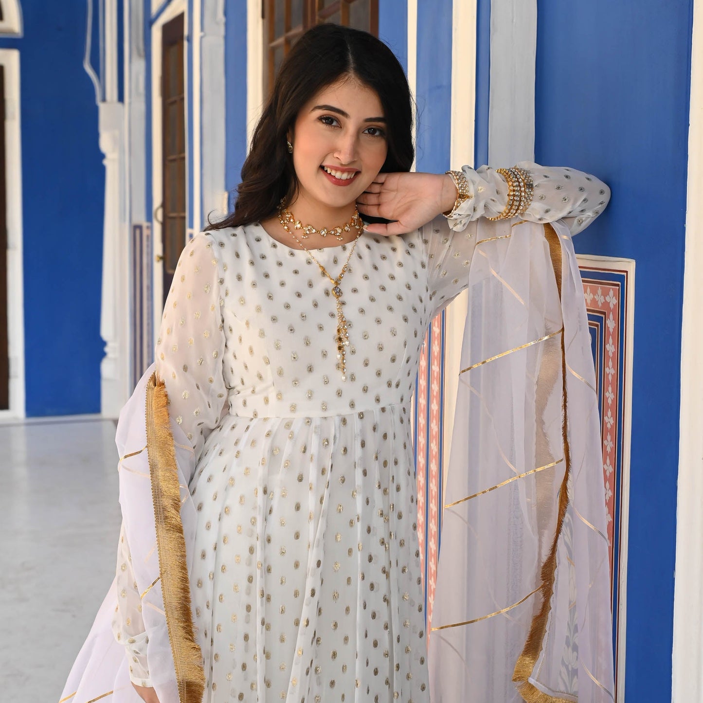 QAINAAT SUIT SET