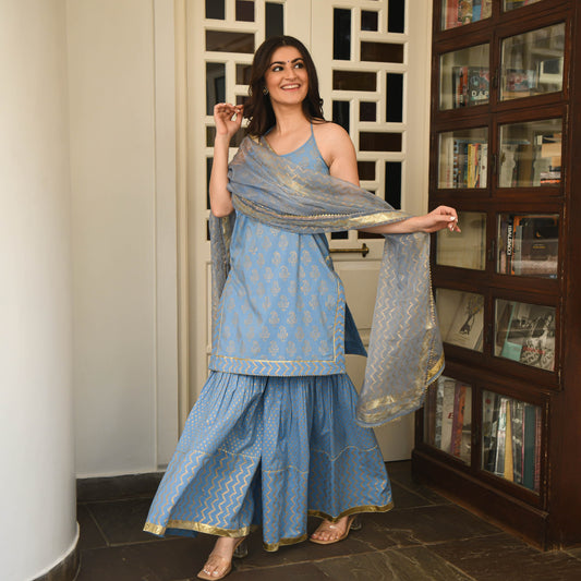 Niladri Gold Suit Set