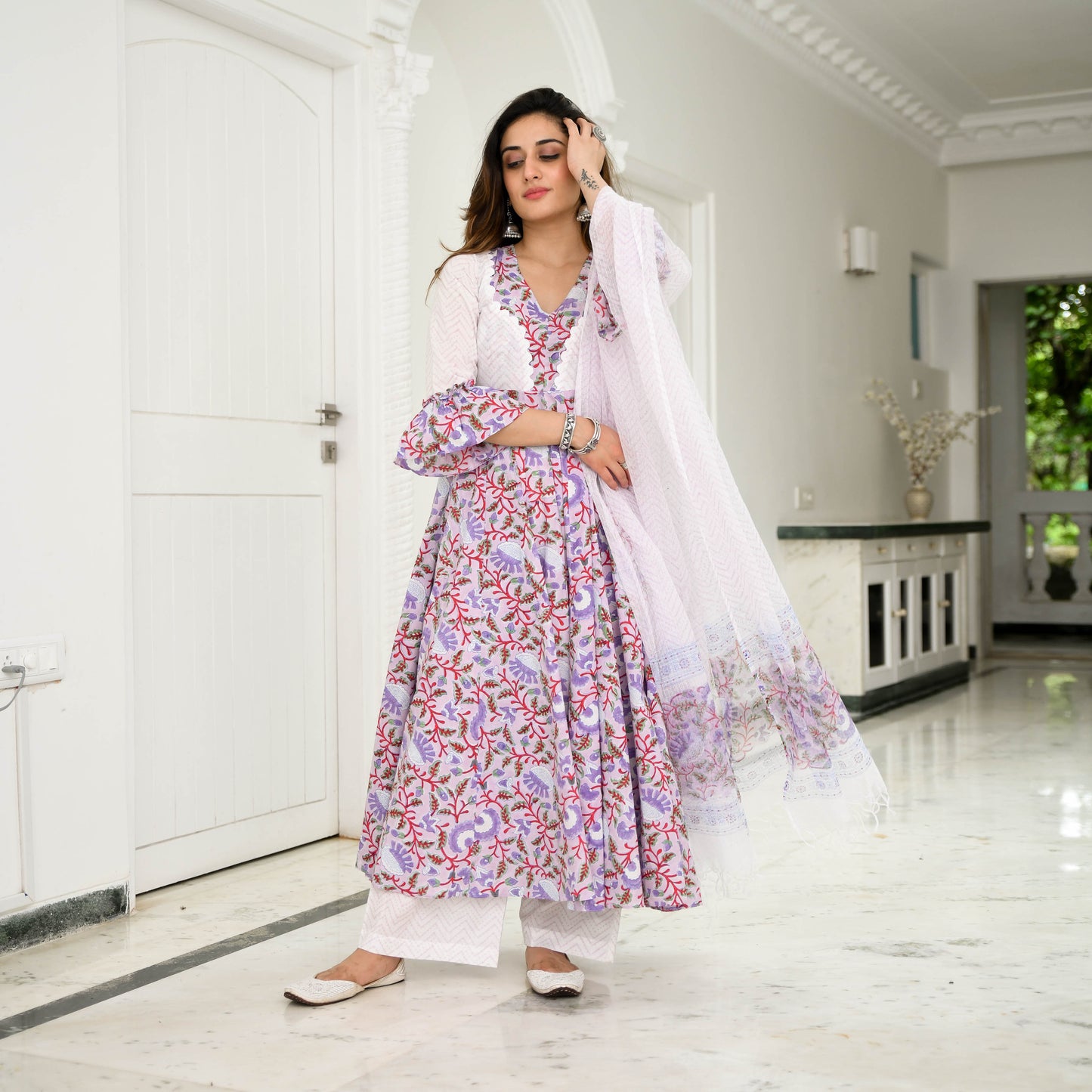 Sakhi Fashions Orchid Floral Printed Cotton Suit