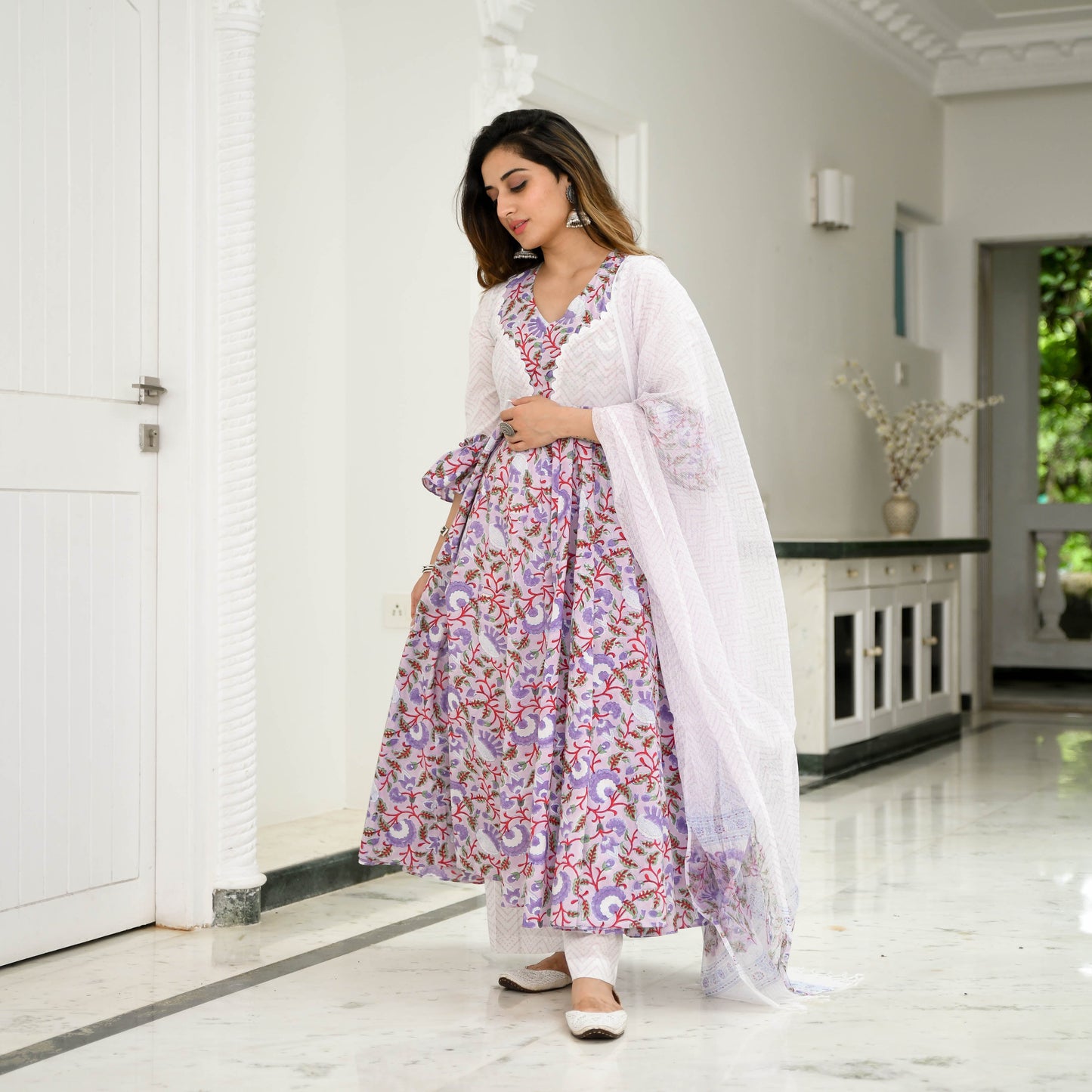 Sakhi Fashions Orchid Floral Printed Cotton Suit