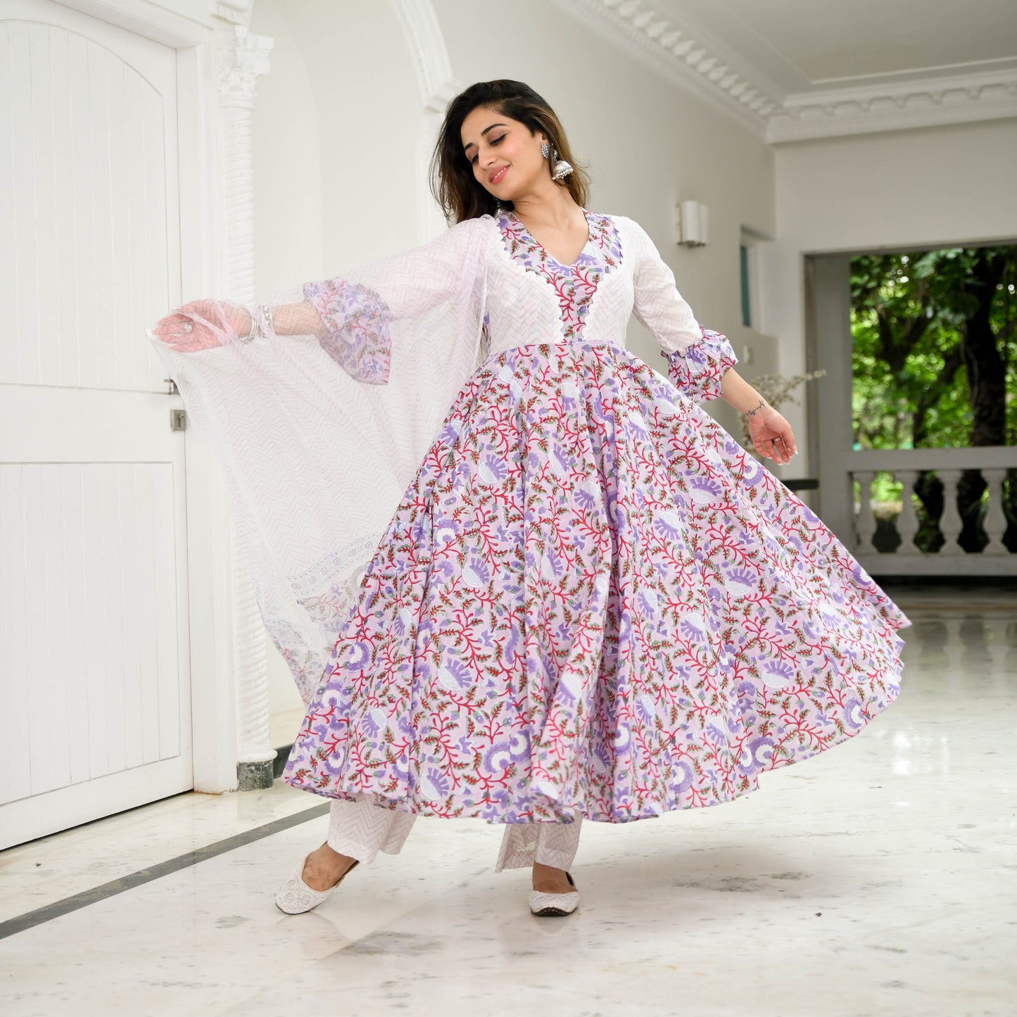 Sakhi Fashions Orchid Floral Printed Cotton Suit