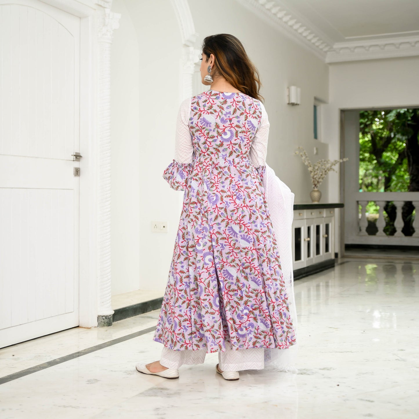 Sakhi Fashions Orchid Floral Printed Cotton Suit