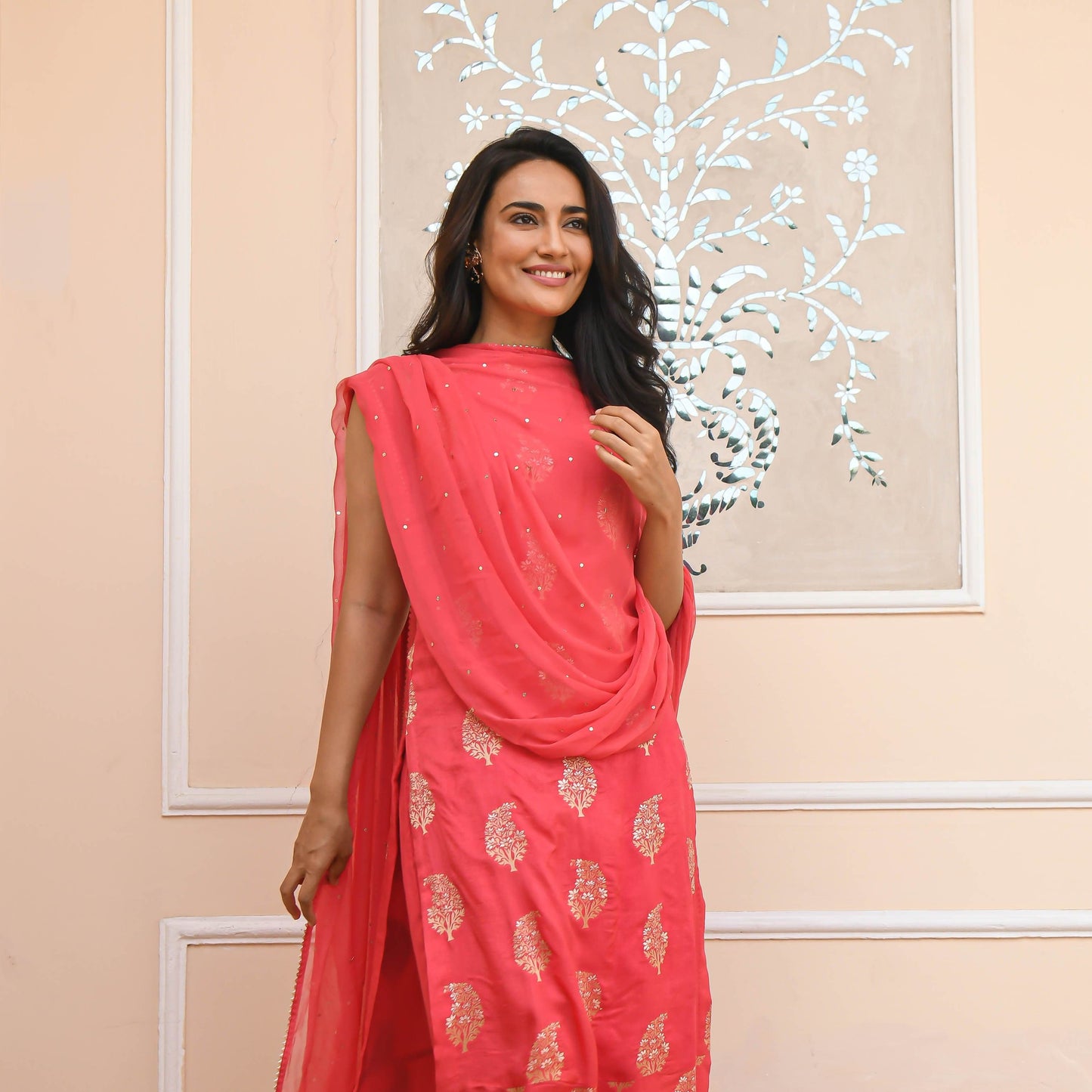 Mayukhi Suit Set