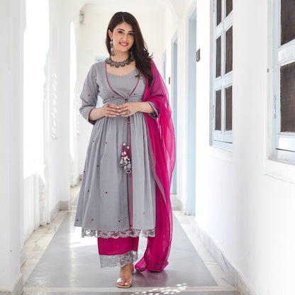 RUHI SUIT SET