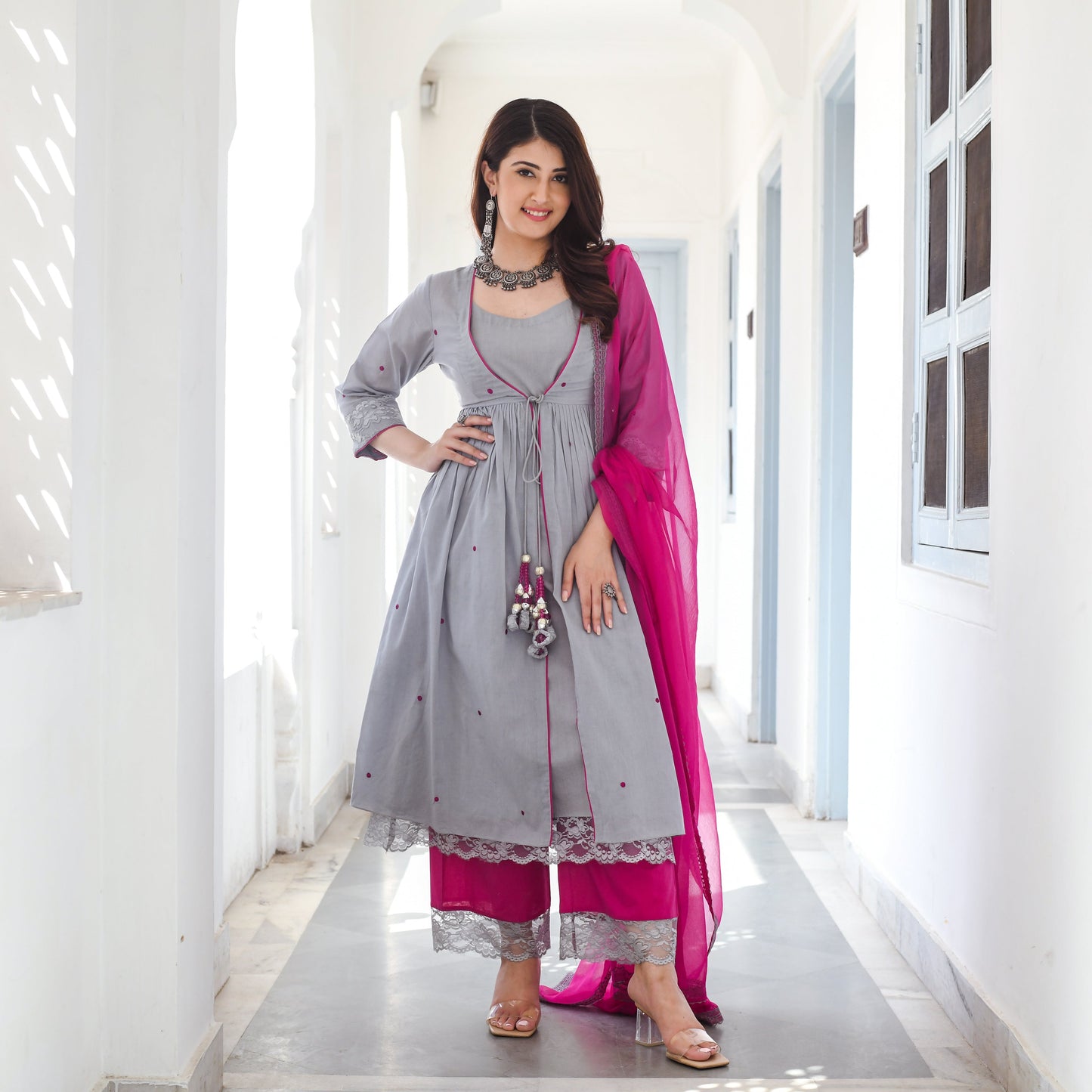 RUHI SUIT SET