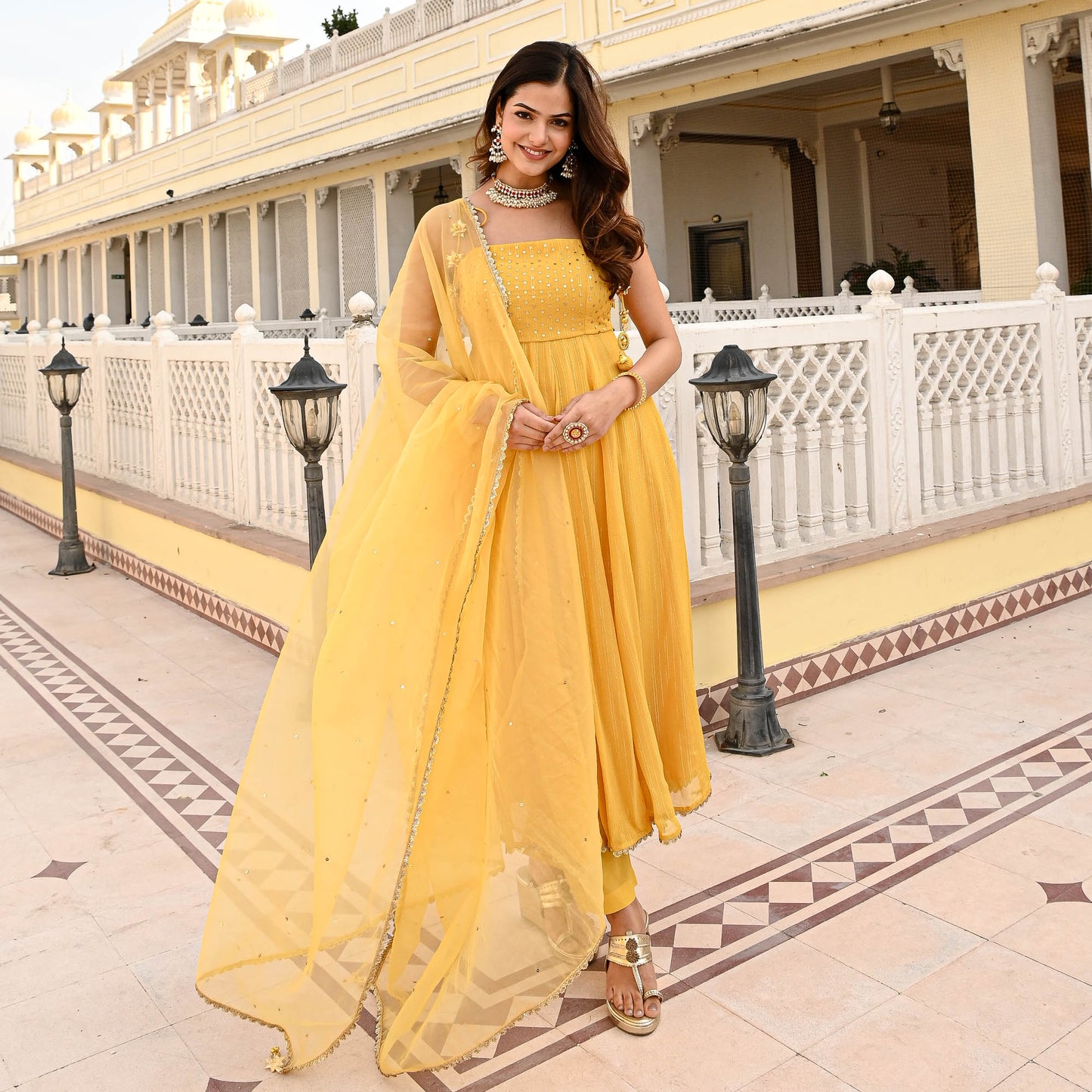 PHILLAURI SUIT SET