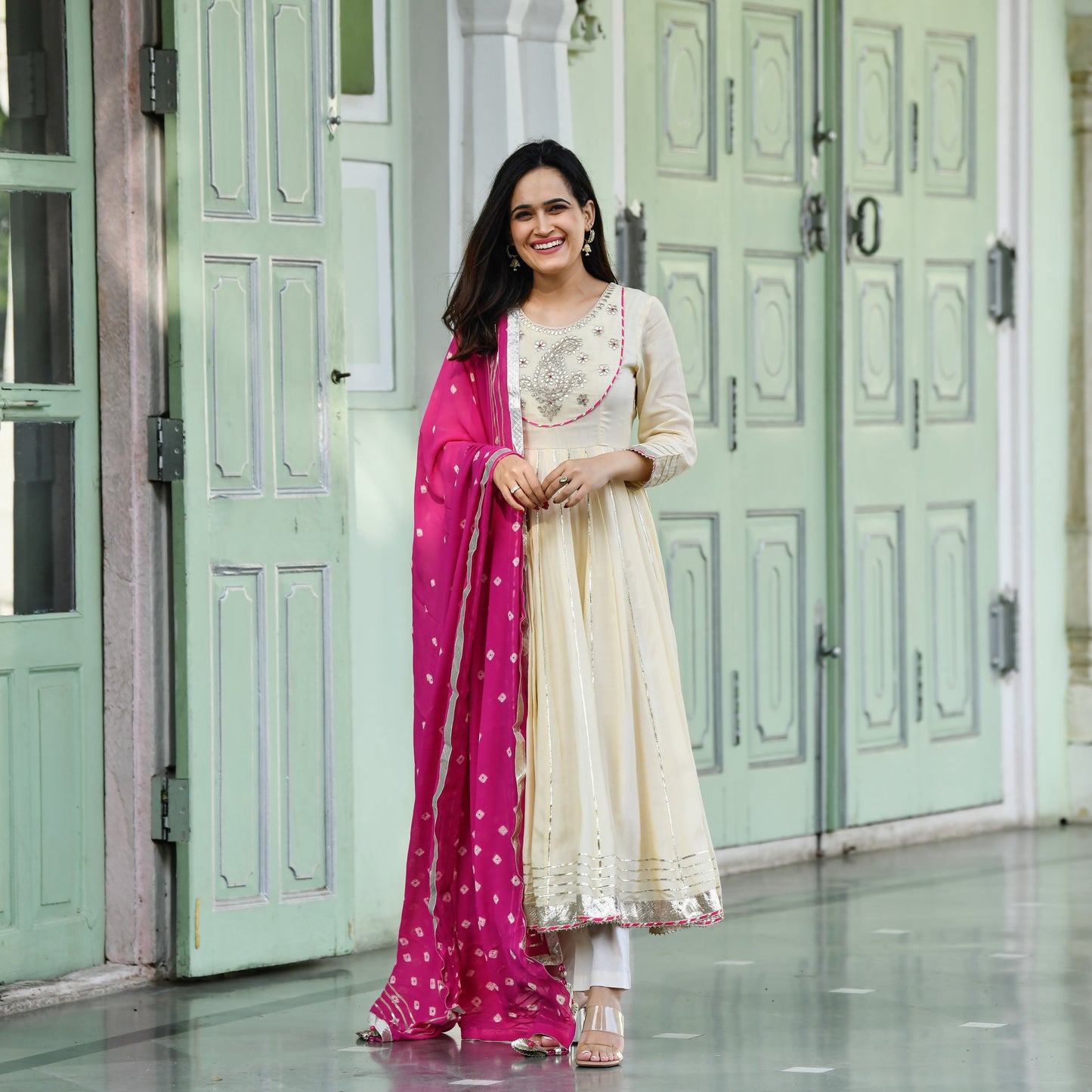 RIWAJ SUIT SET