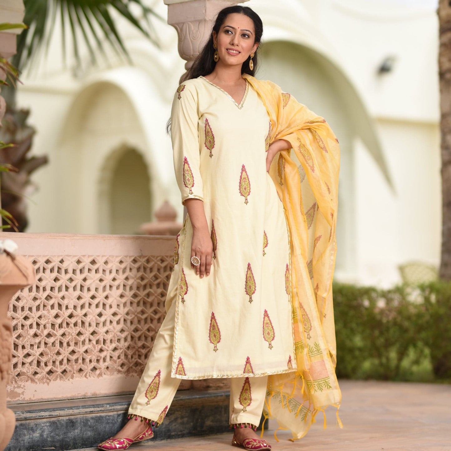 Sakhi Fashions Beige Paisley Cotton Suit Set (Set of 3)