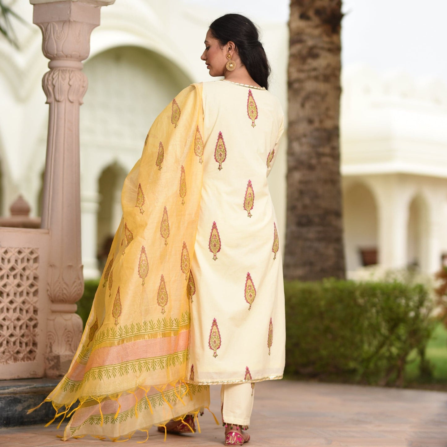 Sakhi Fashions Beige Paisley Cotton Suit Set (Set of 3)