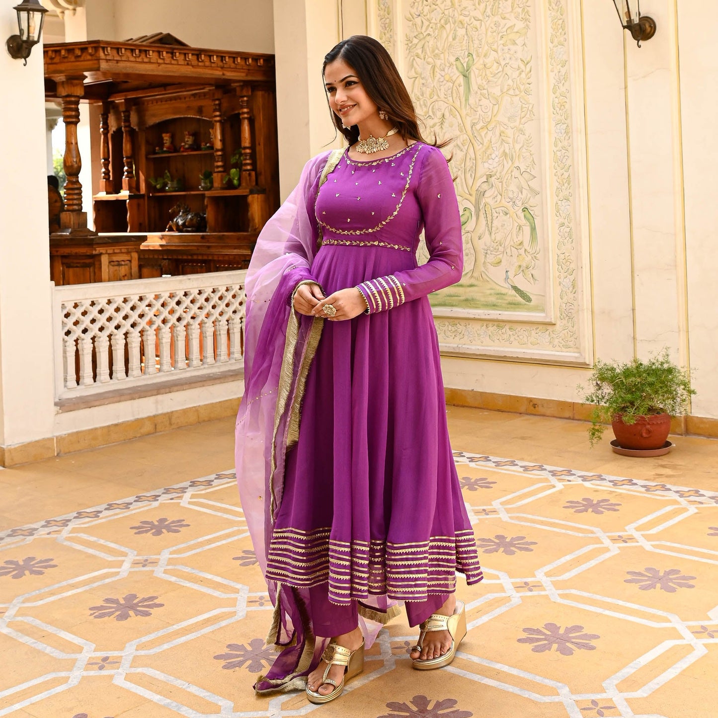 MAHIRA SUIT SET