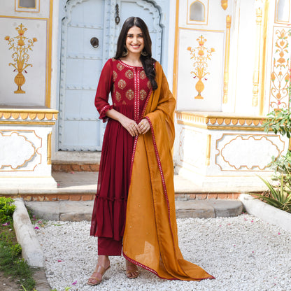 MADHUBALA SUIT SET