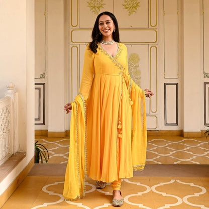 ISHANI SUIT SET