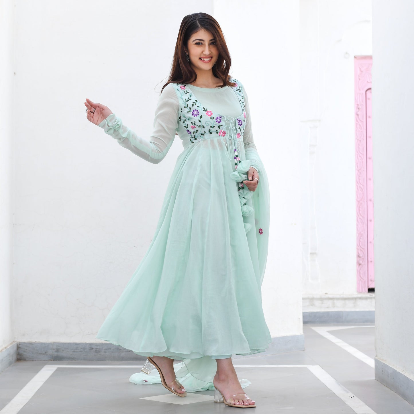 DEVAKI SUIT SET