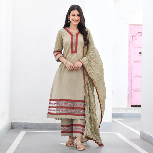 ANUKA SUIT SET