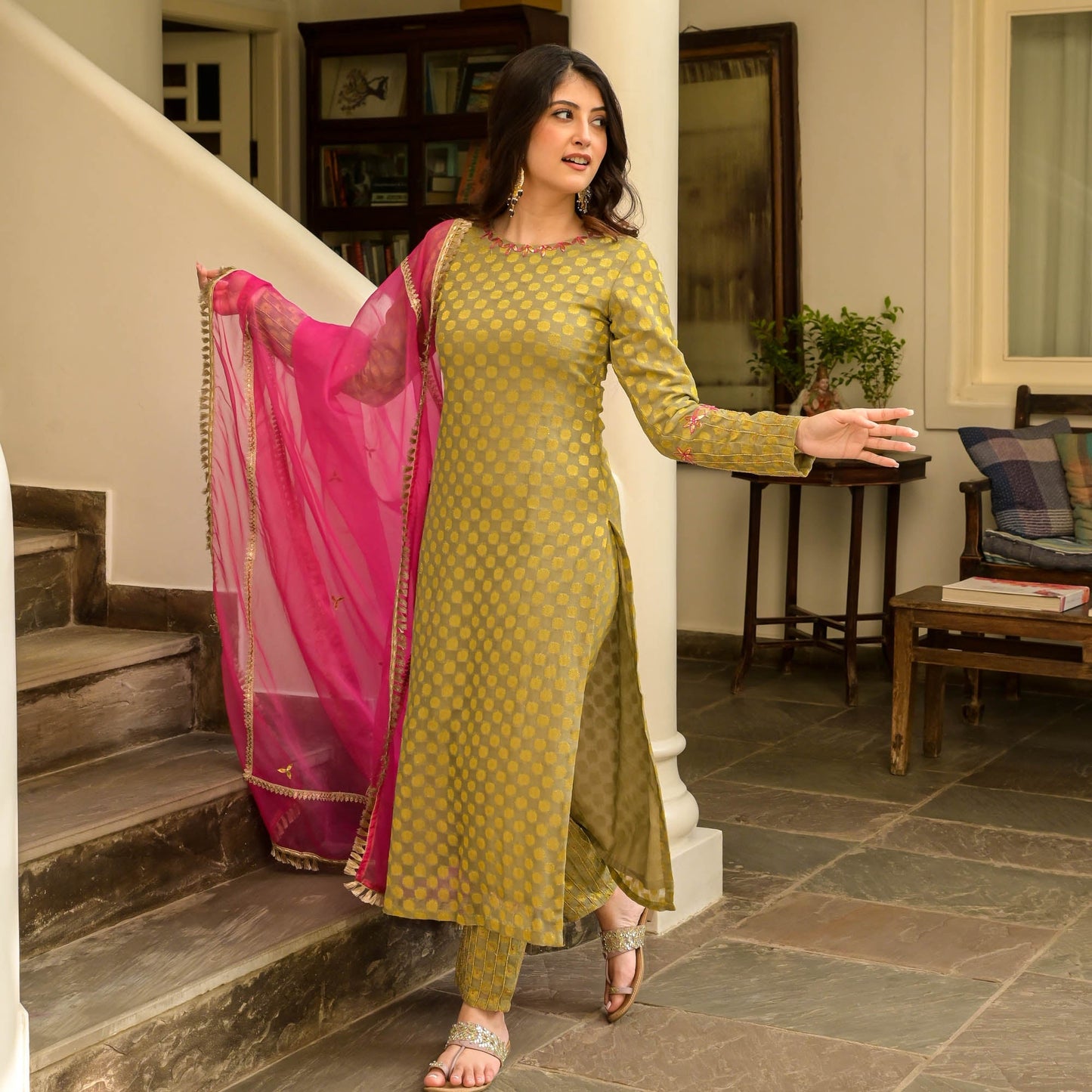 ANJANA SUIT SET