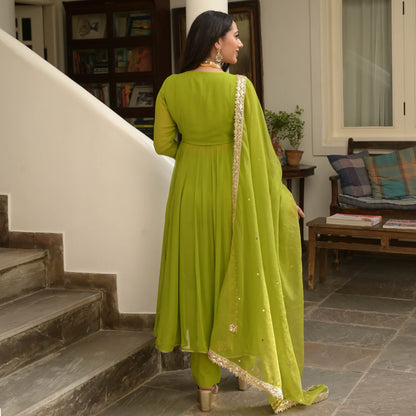 MAITHALI SUIT SET