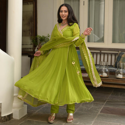 MAITHALI SUIT SET