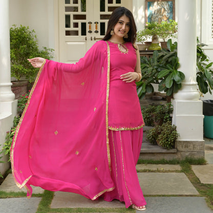 JAANVI SUIT SET