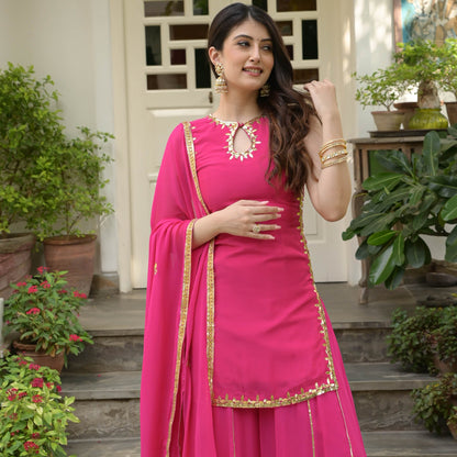 JAANVI SUIT SET