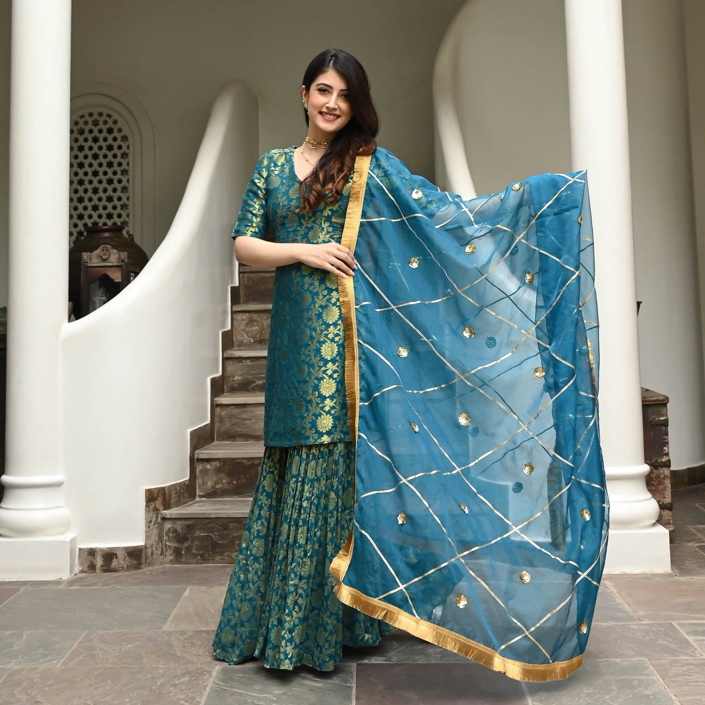 VAIBHAVI SUIT SET