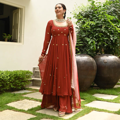 AABHA SUIT SET