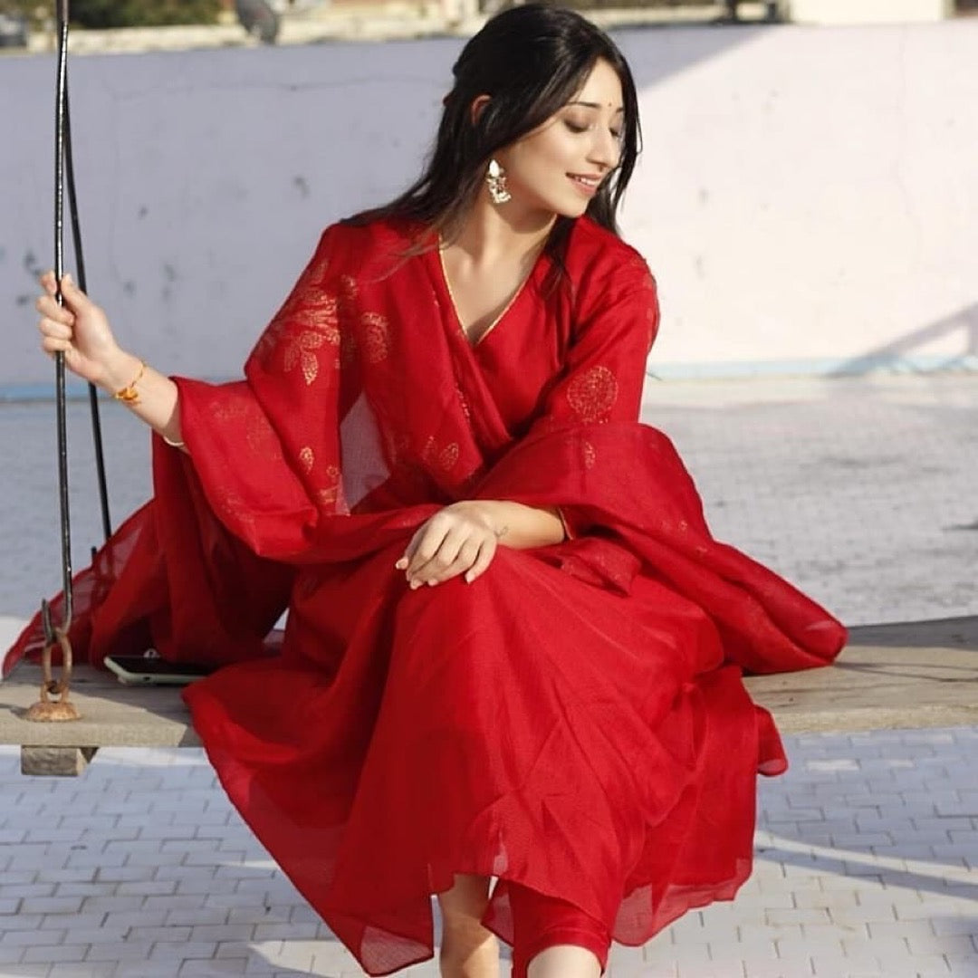 Doriya Suit Set