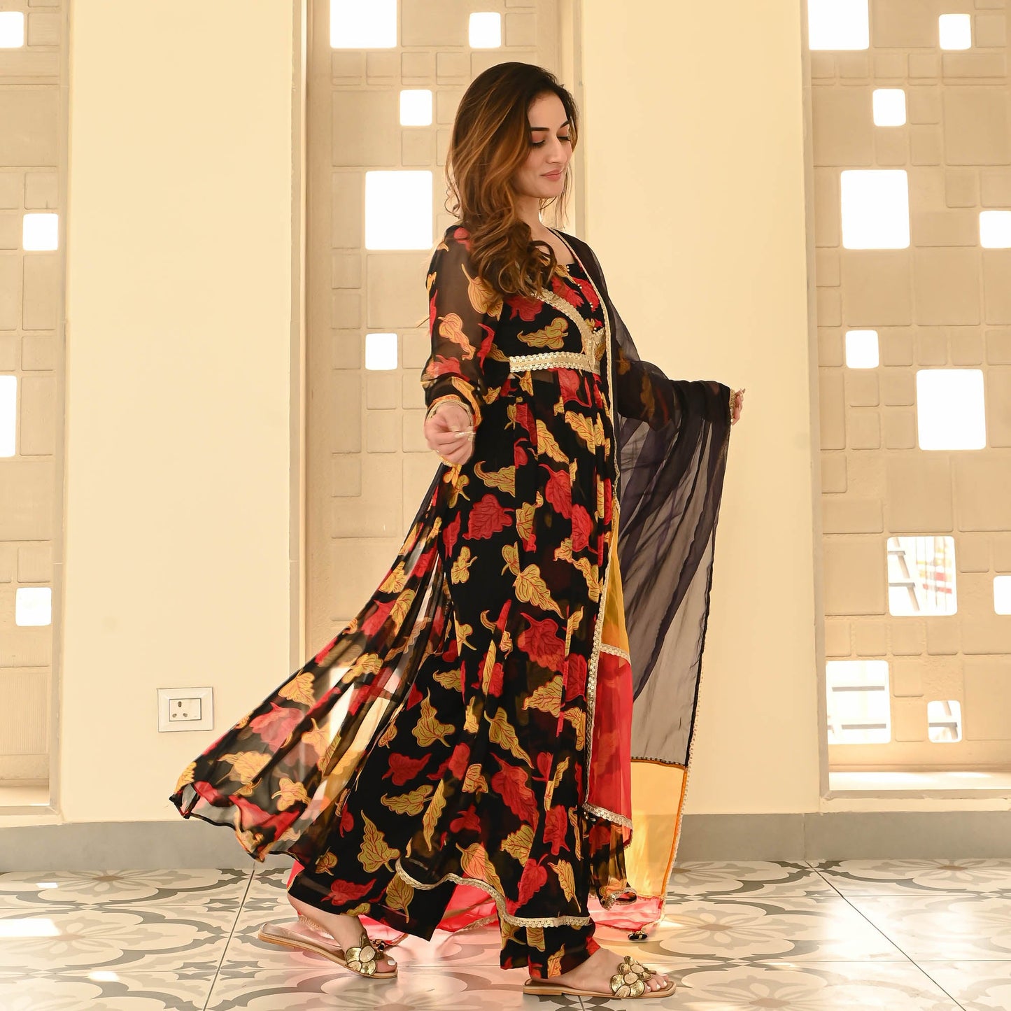 Sakhi Fashions Black Leaf Chiffon Suit Set