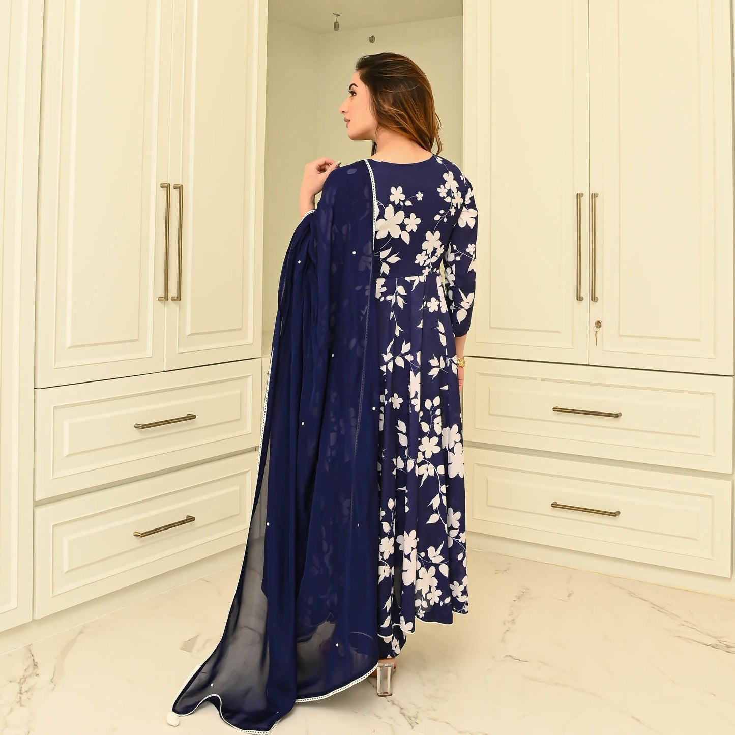 Sakhi Fashions Blue Floral Muslin Suit Set