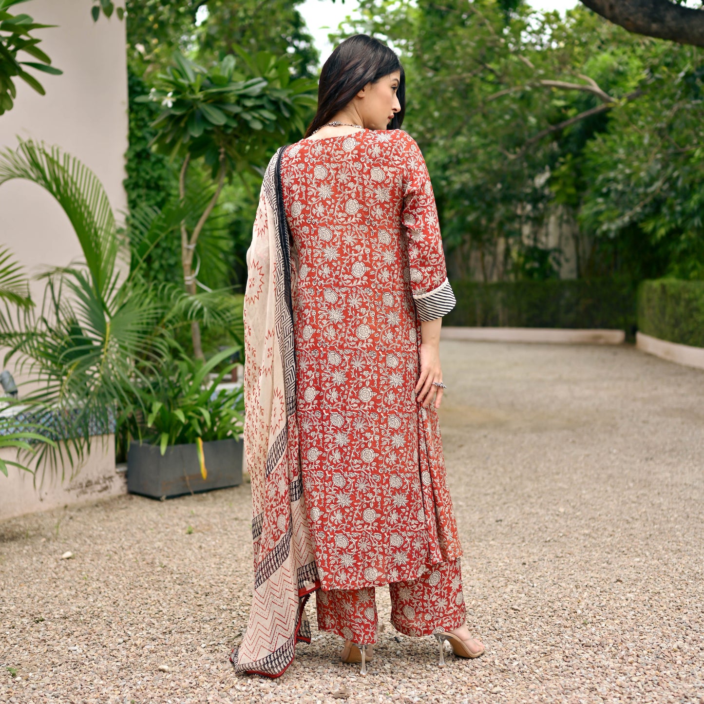 Sakhi Fashions Floral Natural Dye Suit Set