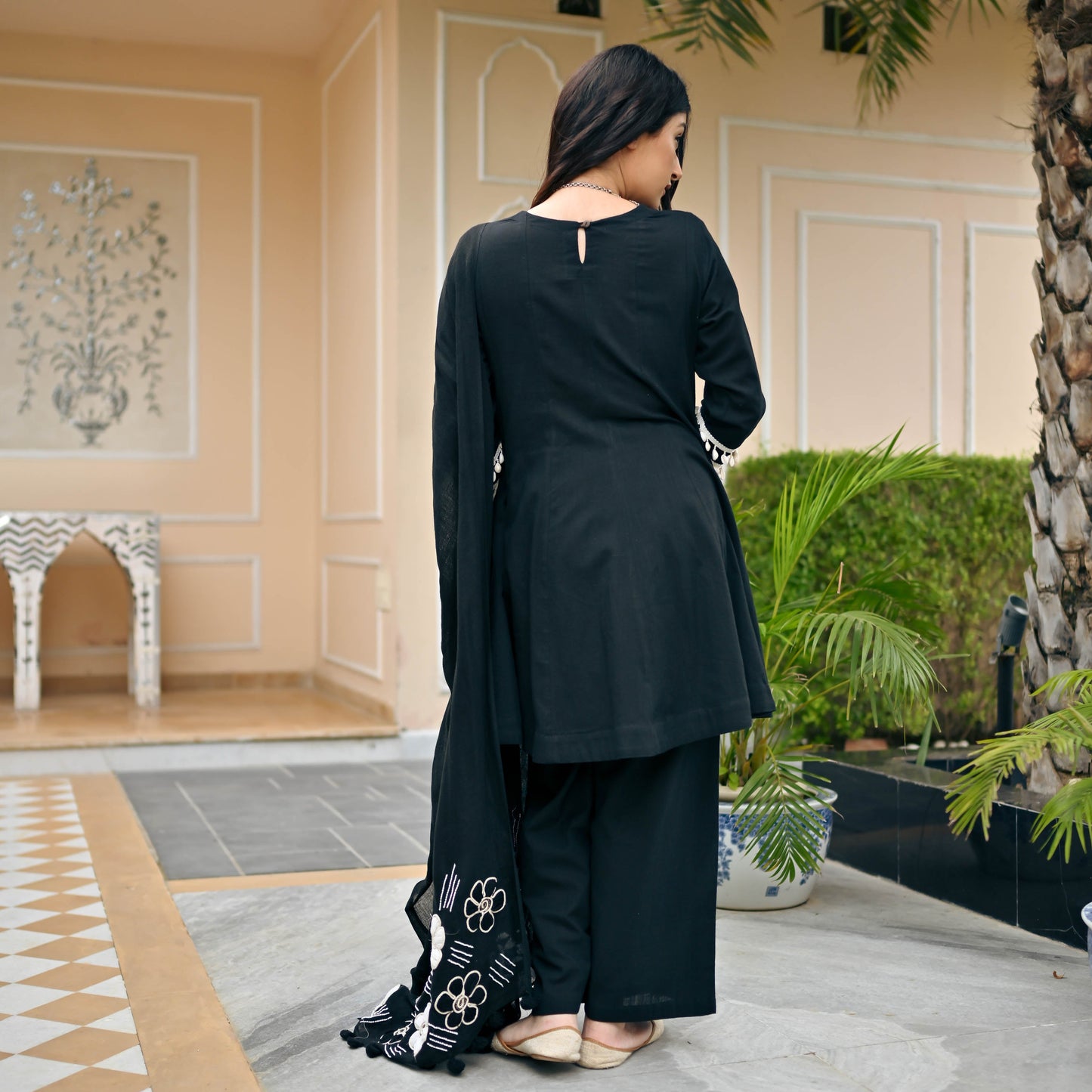 Sakhi Fashions Black Noir Suit & Embroidered Dupatta