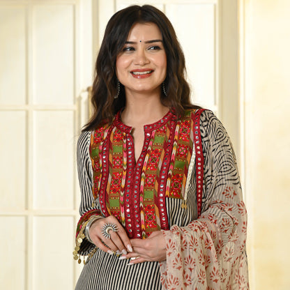 Lines Natural Dye Suit Set