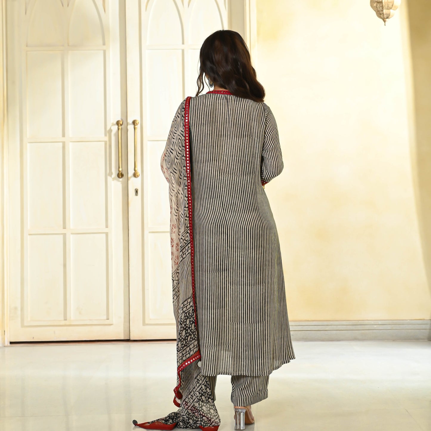 Lines Natural Dye Suit Set