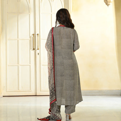 Lines Natural Dye Suit Set