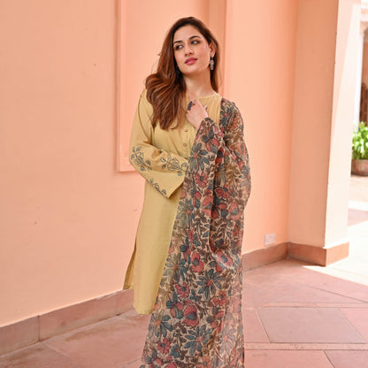 Cream Suit With Printed Dupatta