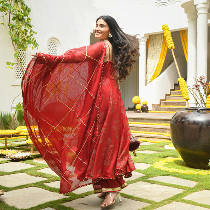 Laxmi Doria Suit Set