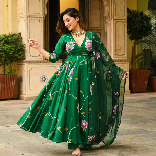Sakhi Fashions Bright Green Handpainted Suit Set