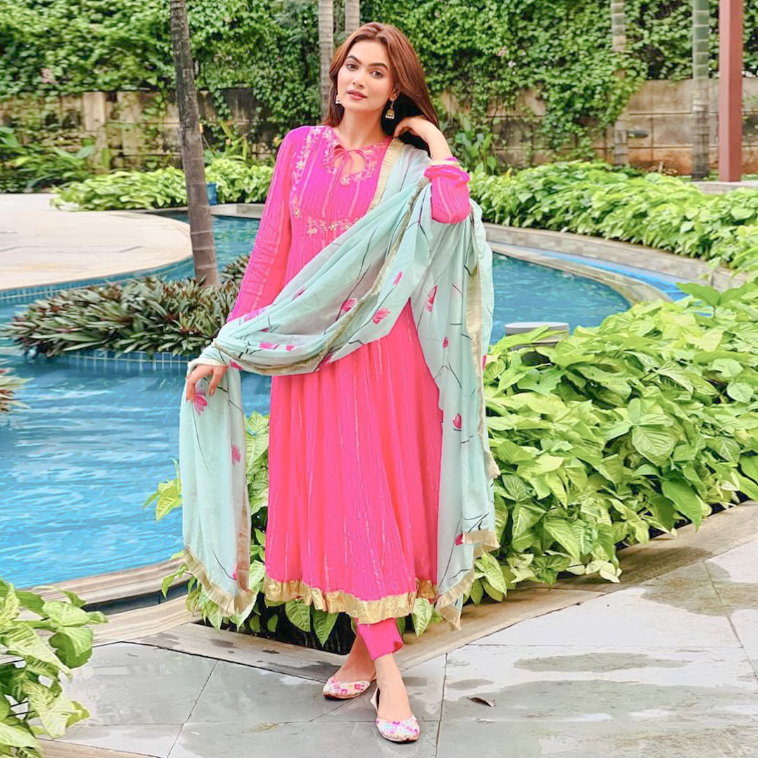 GULABO SUIT SET