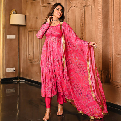 Sakhi Fashions Pink Bandhej Print Georgette Salwar Suit