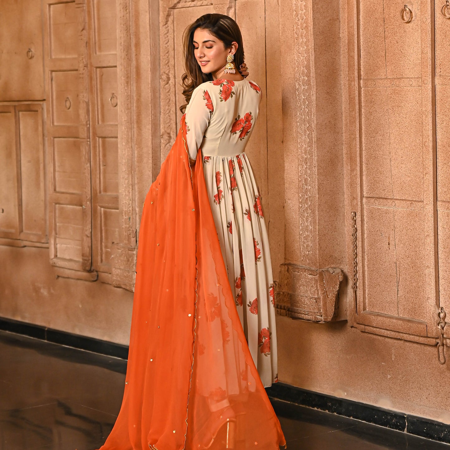 Sakhi Fashions Cream Floral Print Georgette Salwar Suit